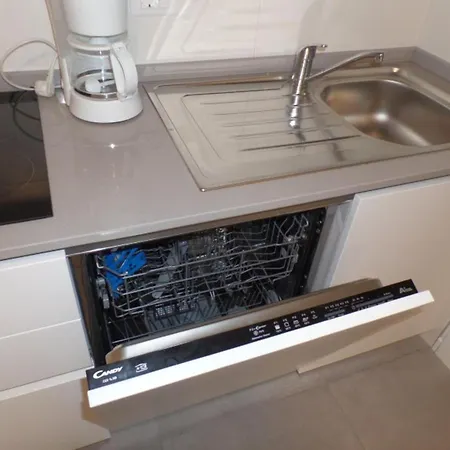 Apartamento Modern Two-bed Flat With Shared Pool And Hot Tub